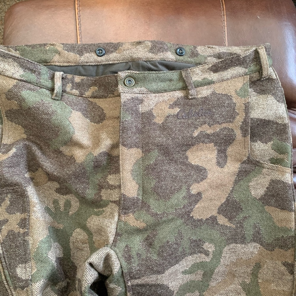 NWOT MENS CABELA HUNTING, HIKING, OUTSIDE PANTS